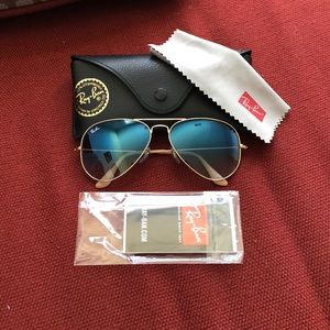 Ray-Ban Aviator Sunglasses